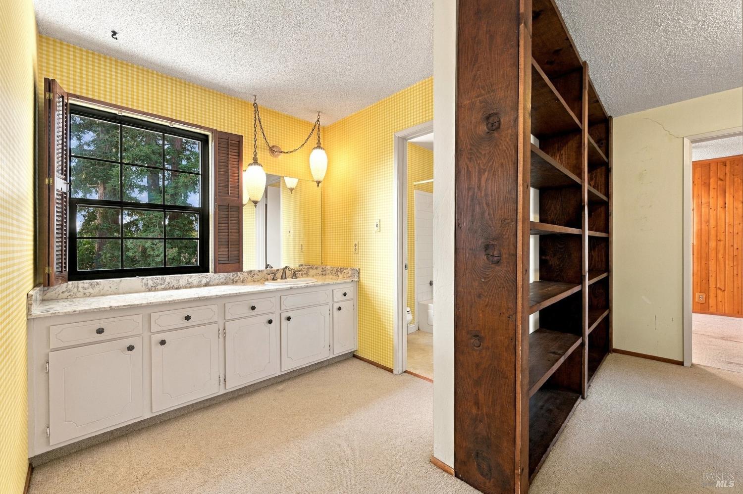 1552 Parkwood Court Napa CA 94558