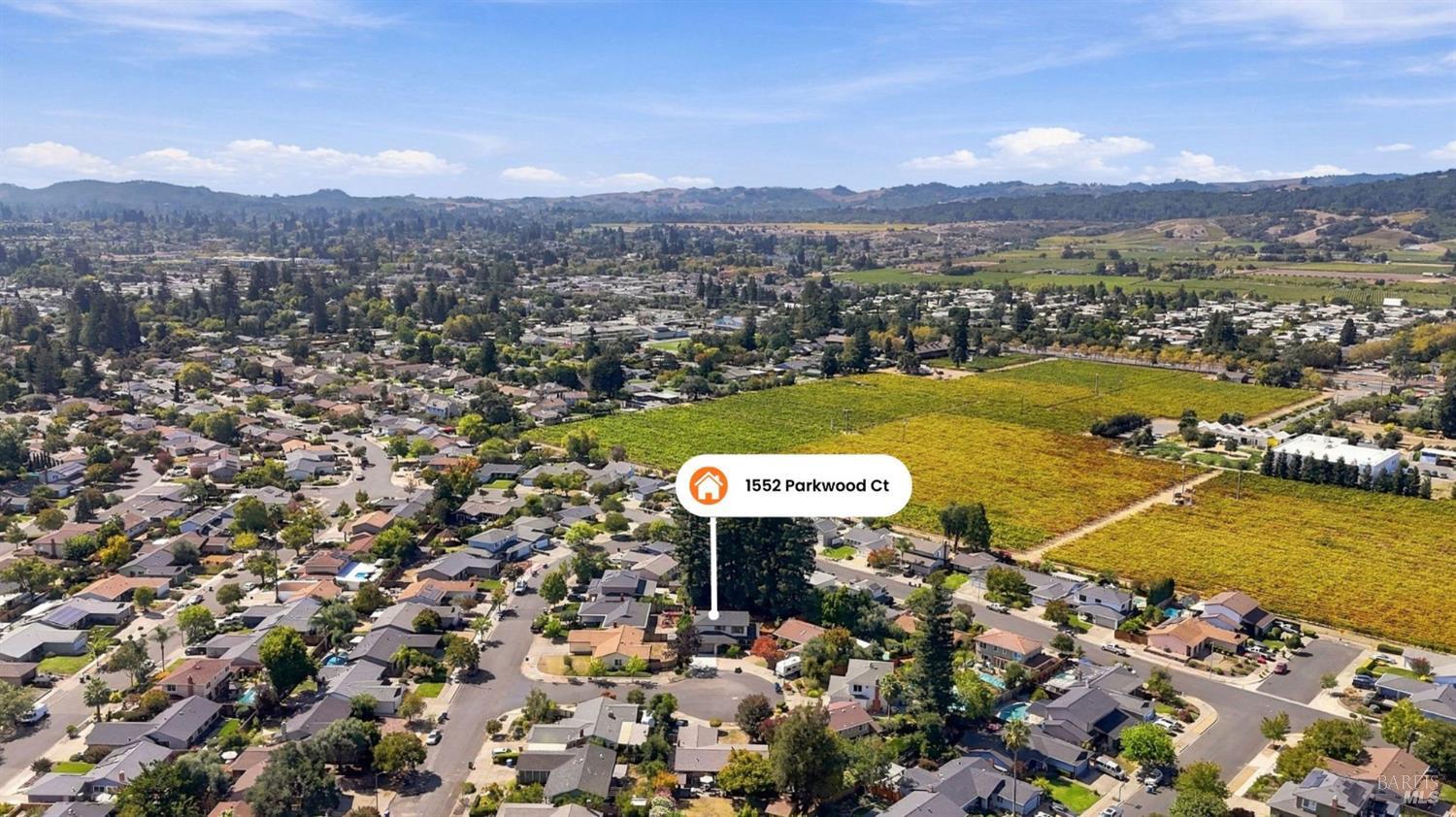 1552 Parkwood Court Napa CA 94558