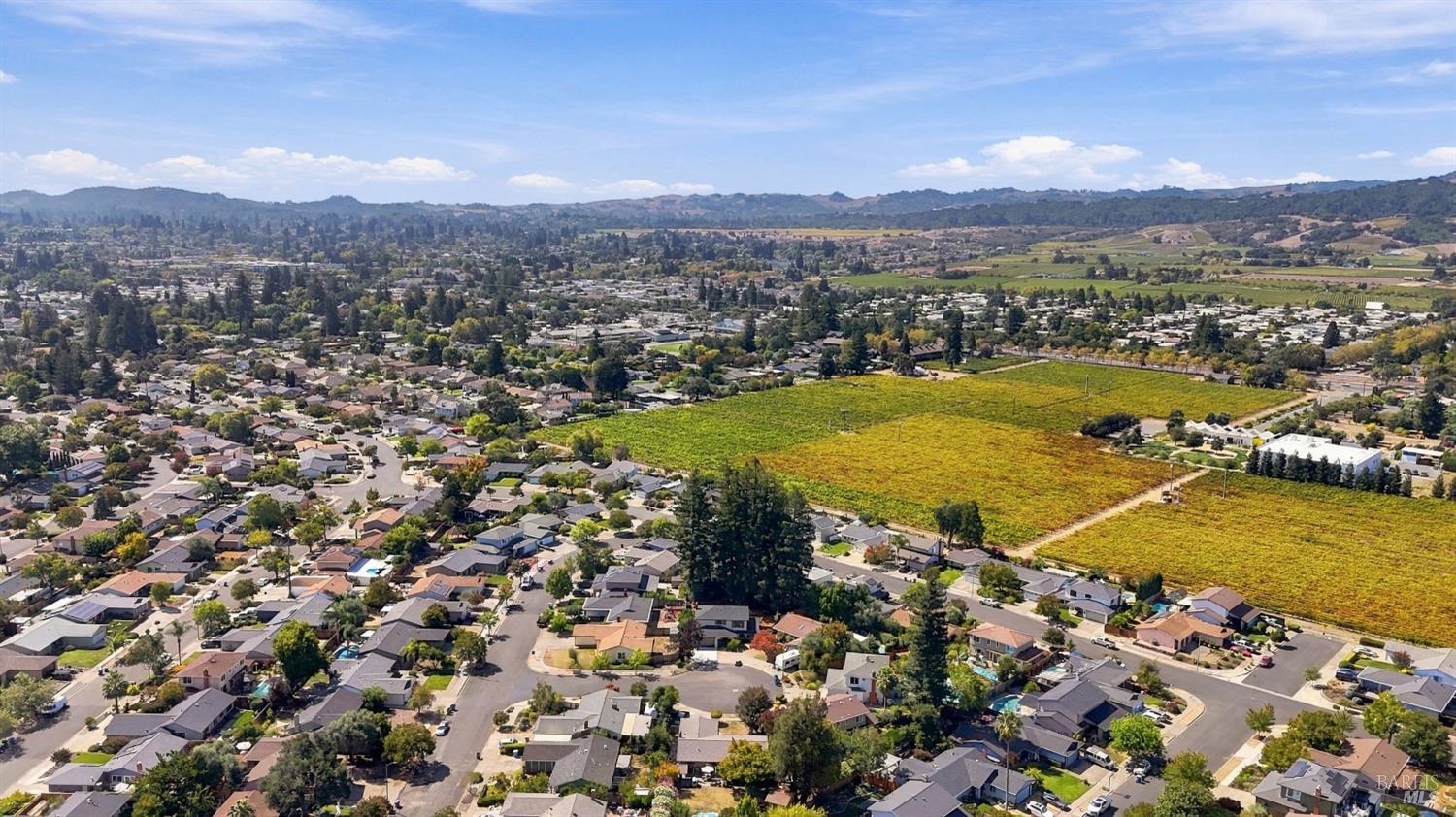 1552 Parkwood Court Napa CA 94558