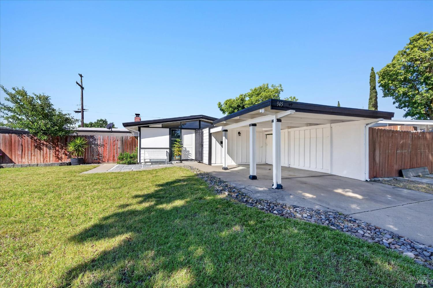 945 Laurel Way Rio Vista CA 94571