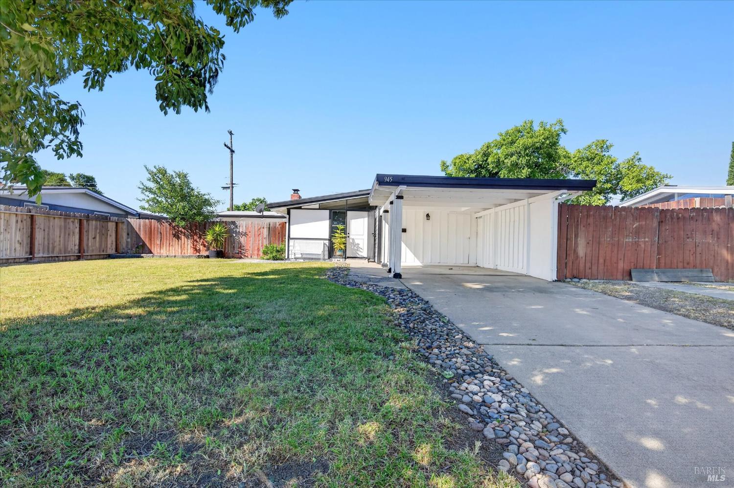 945 Laurel Way Rio Vista CA 94571