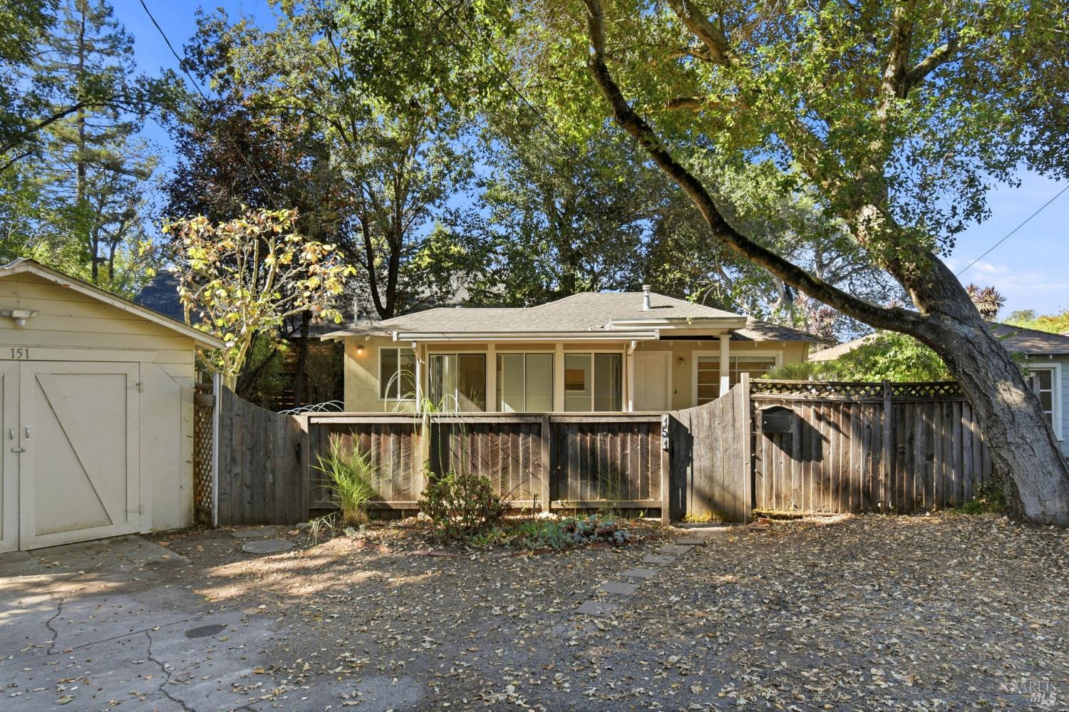 151 Glenwood Court Santa Rosa CA 95405