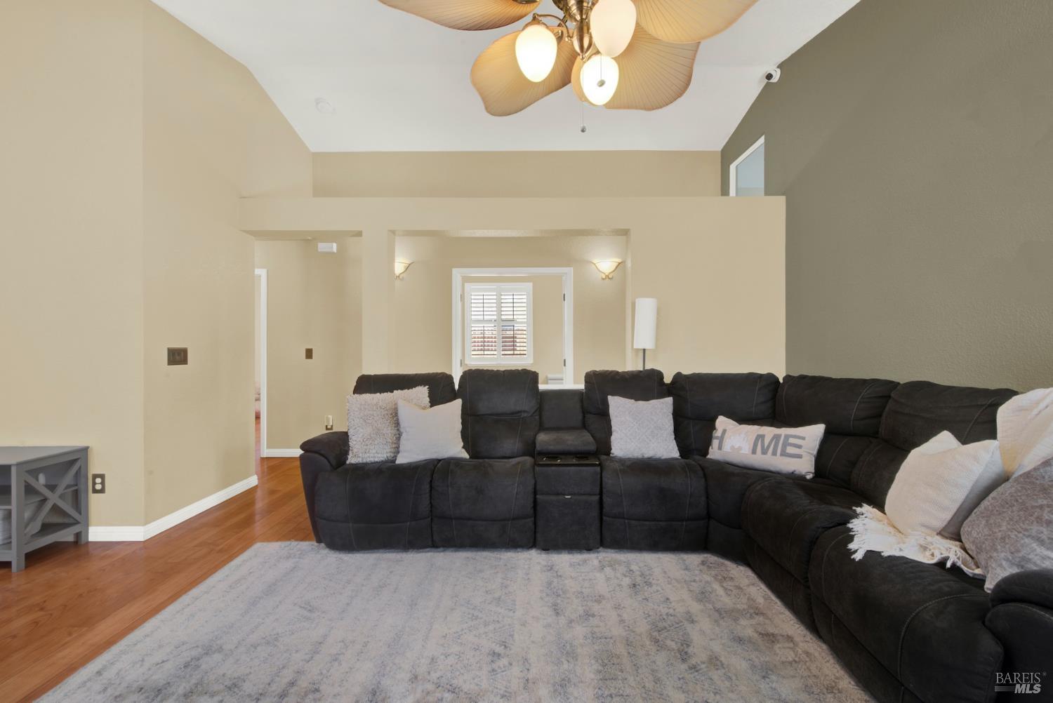888 Sapphire Circle Vacaville CA 95687