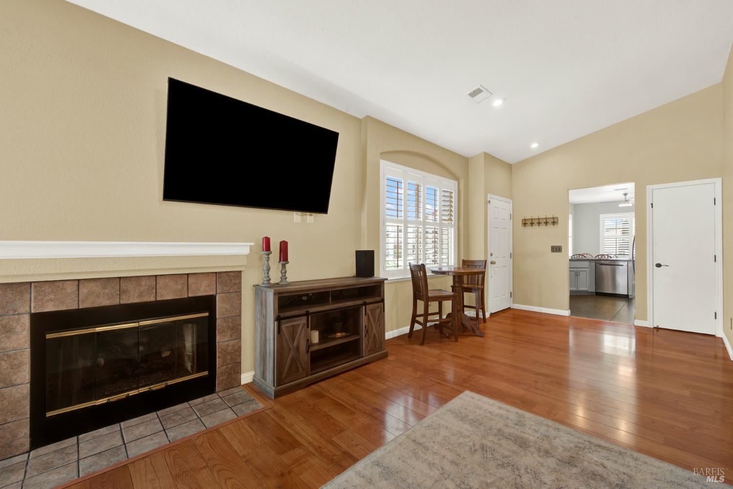 888 Sapphire Circle Vacaville CA 95687