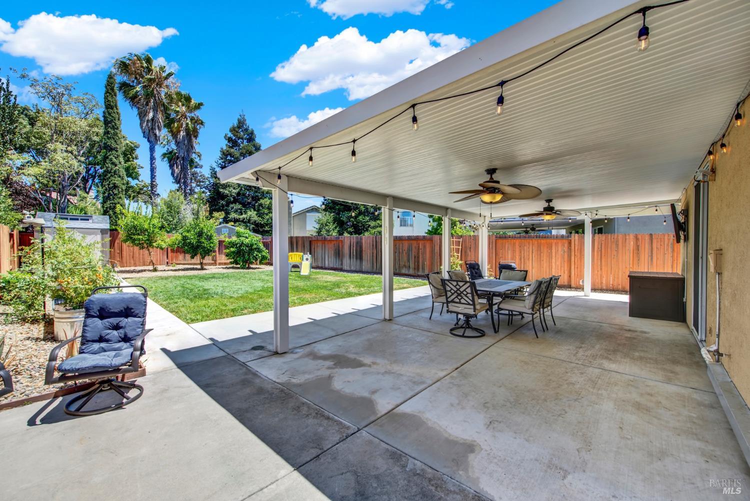 888 Sapphire Circle Vacaville CA 95687