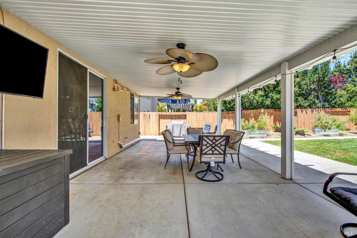 888 Sapphire Circle Vacaville CA 95687