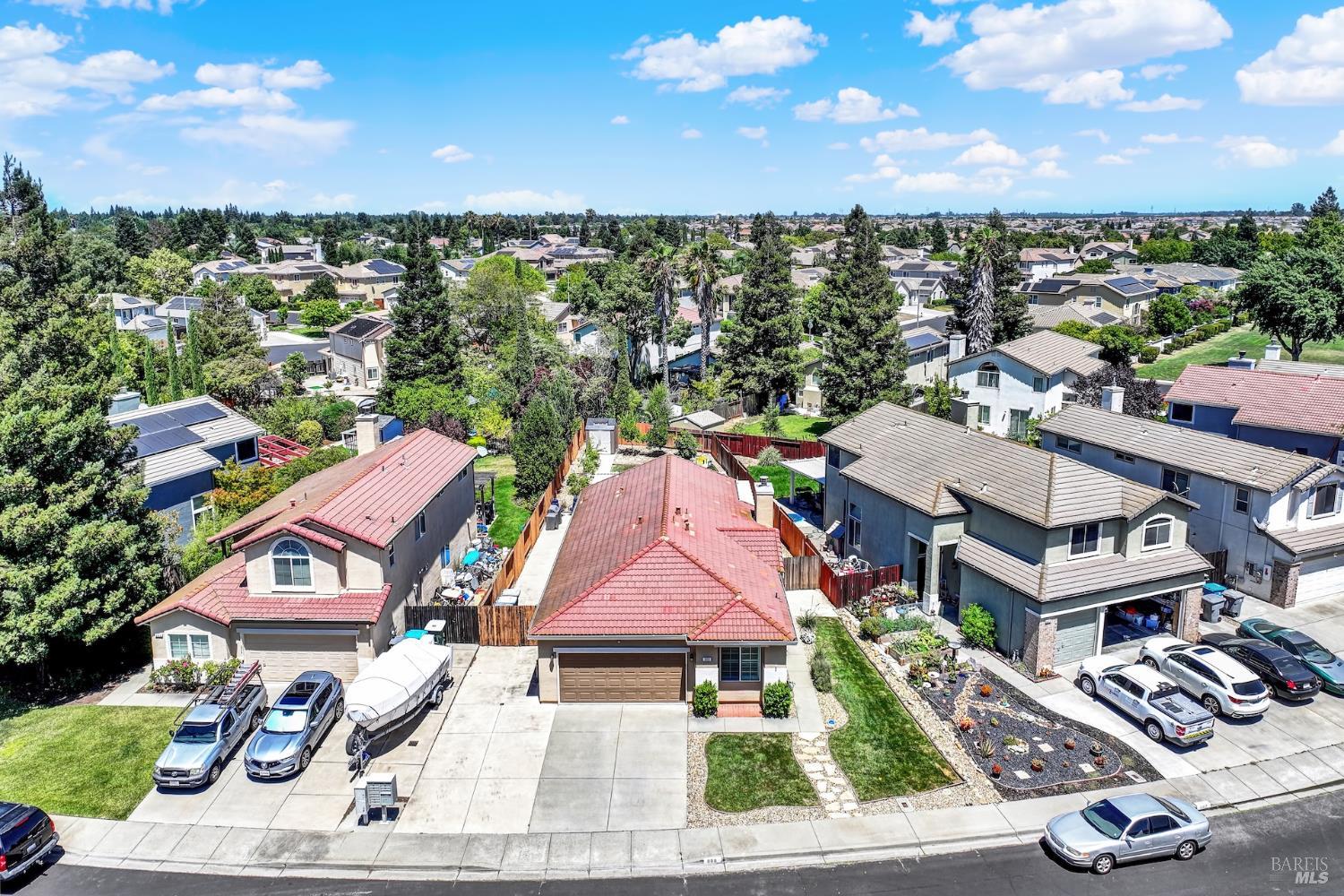 888 Sapphire Circle Vacaville CA 95687