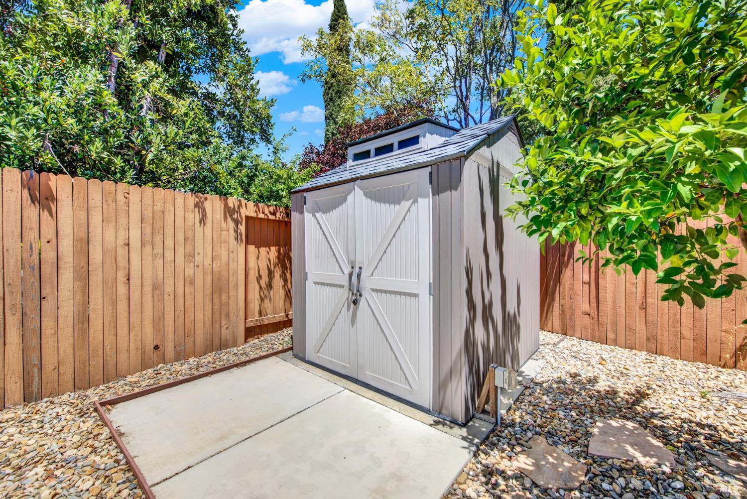 888 Sapphire Circle Vacaville CA 95687
