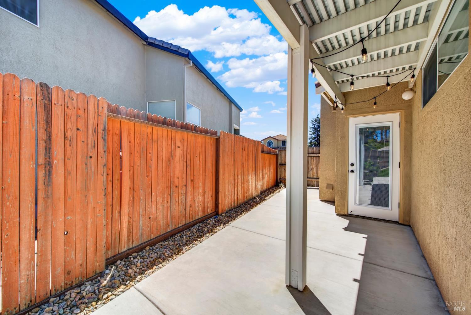 888 Sapphire Circle Vacaville CA 95687