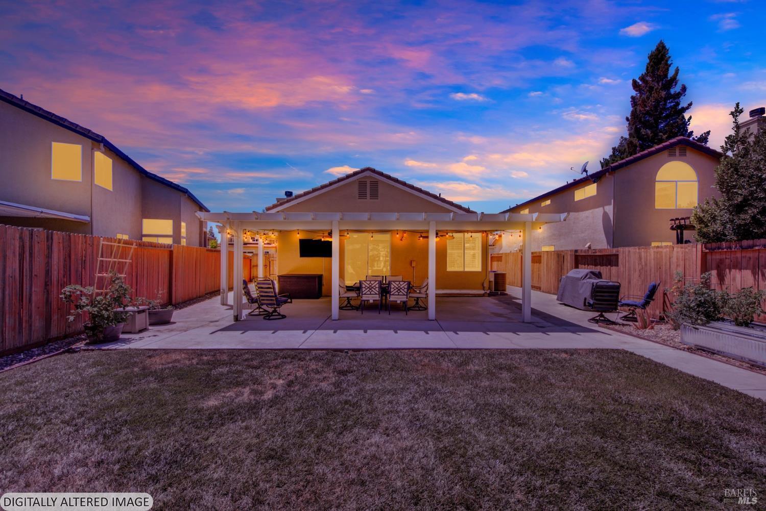 888 Sapphire Circle Vacaville CA 95687