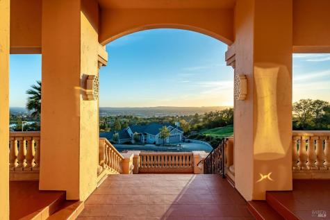 3729 Skyfarm Drive Santa Rosa CA 95403
