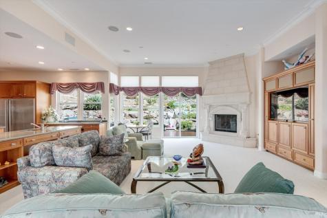 3729 Skyfarm Drive Santa Rosa CA 95403