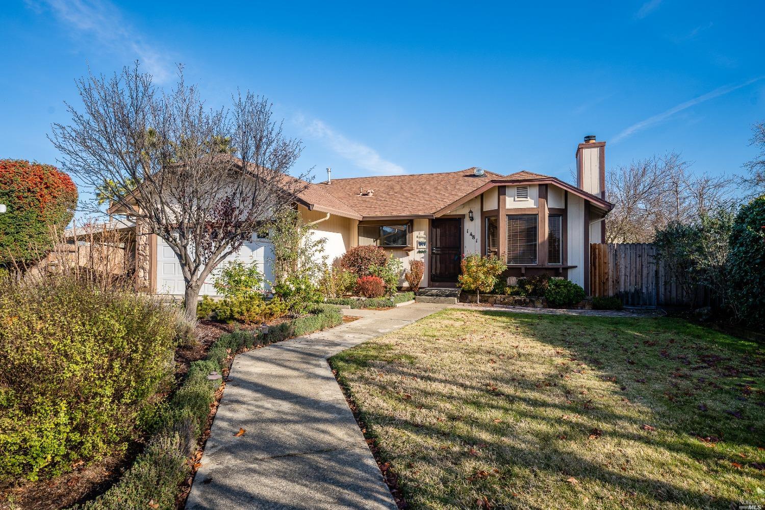 1481 Riesling Court Ukiah CA 95482