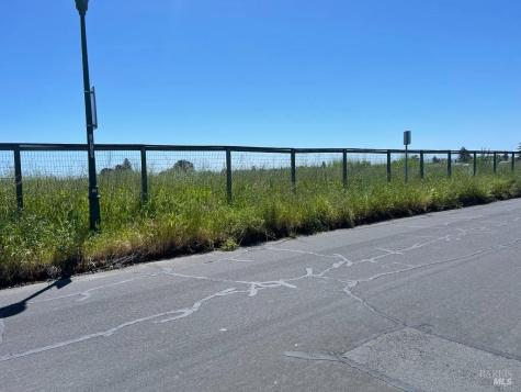 2507 Winterhaven Avenue Santa Rosa CA 95404