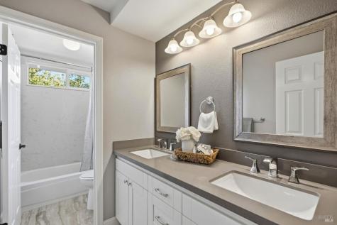 372 Fireweed Court Windsor CA 95492