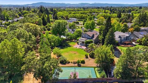 372 Fireweed Court Windsor CA 95492