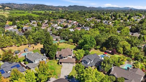372 Fireweed Court Windsor CA 95492