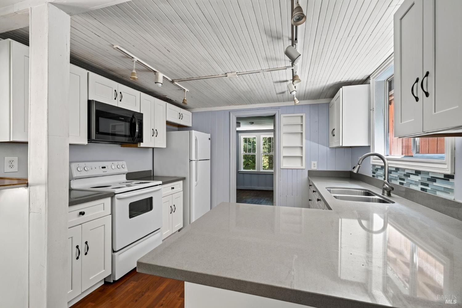 14199 Cherry Street Guerneville CA 95446