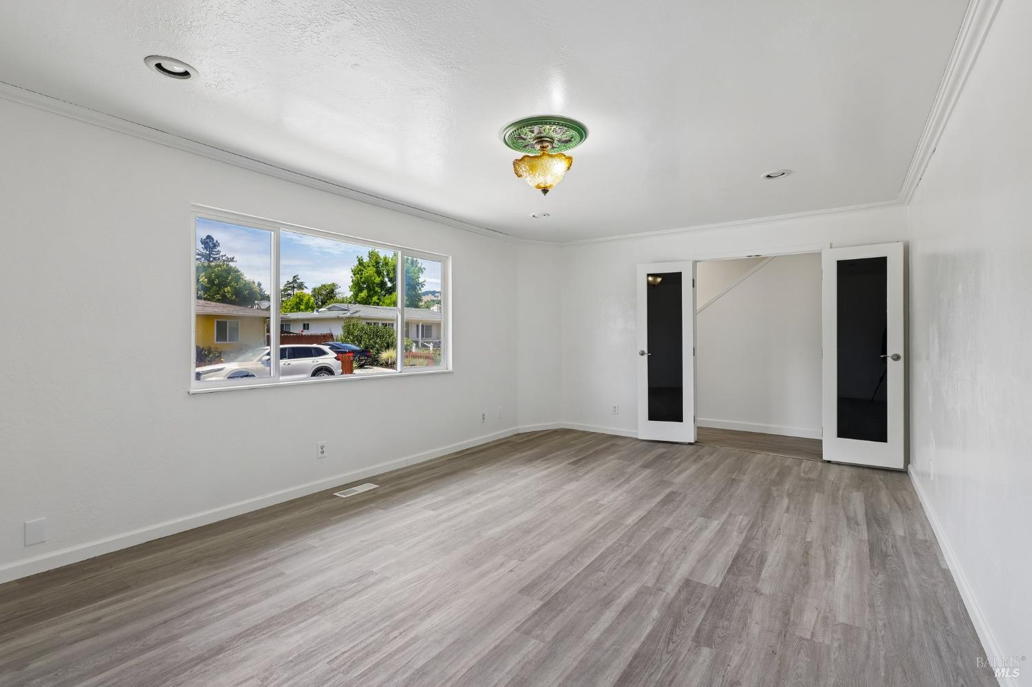 1662 Center Road Novato CA 94947