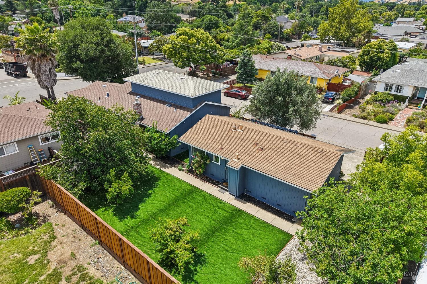 1662 Center Road Novato CA 94947