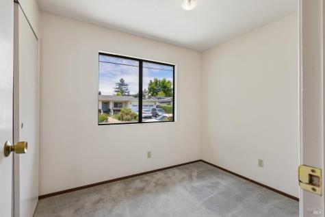 1662 Center Road Novato CA 94947