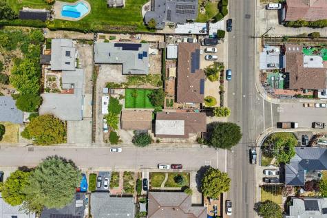 1662 Center Road Novato CA 94947