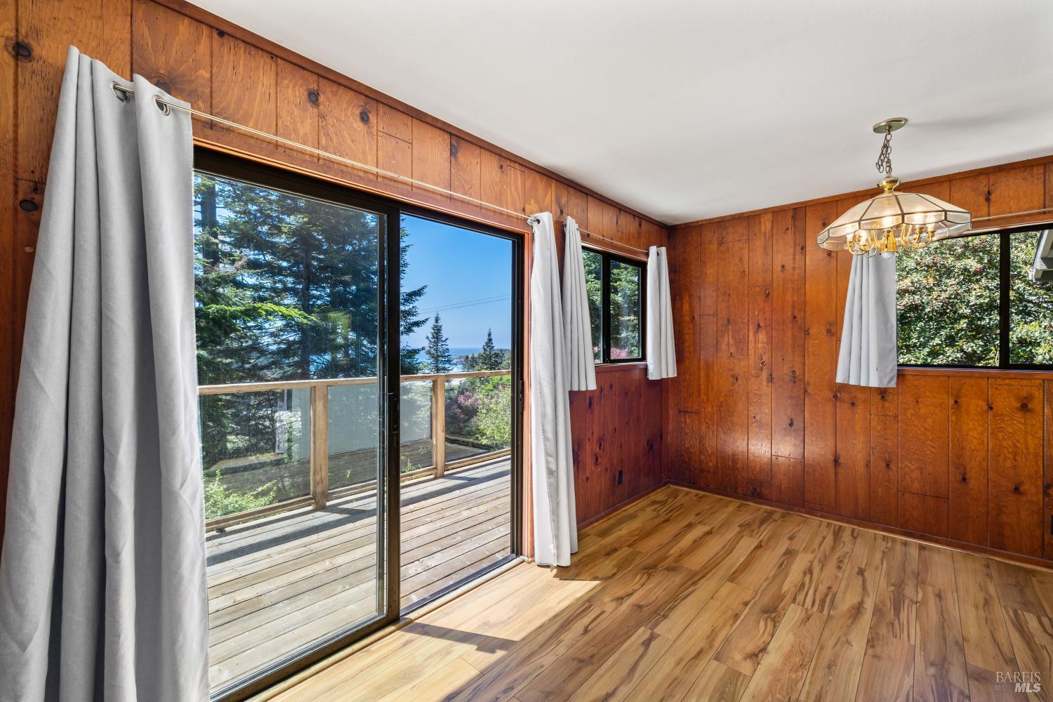 44691 Crestwood Drive Mendocino CA 95460