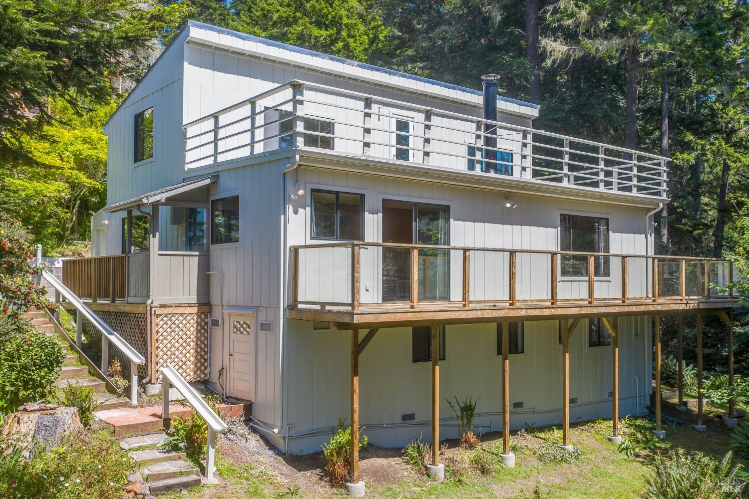 44691 Crestwood Drive Mendocino CA 95460