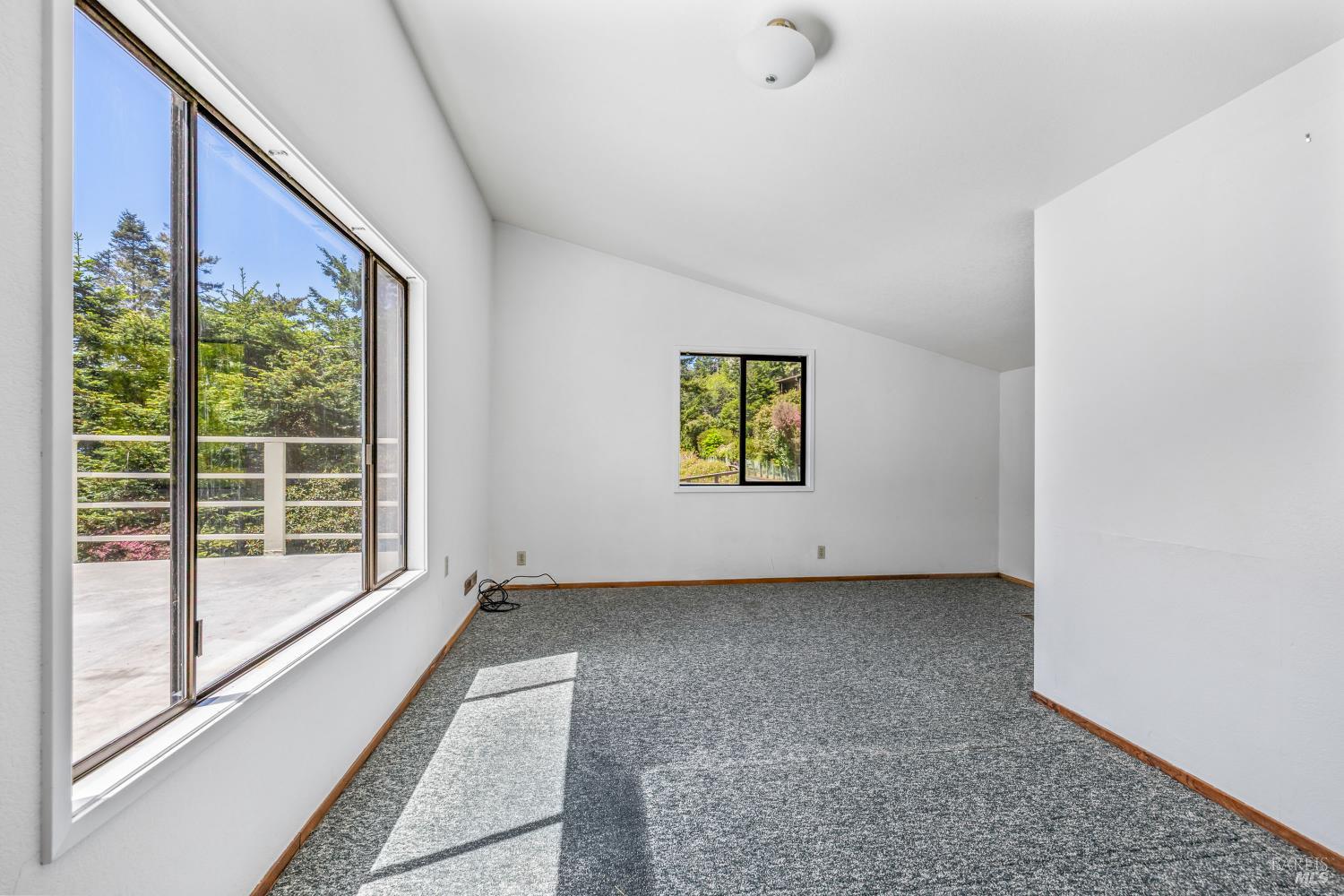 44691 Crestwood Drive Mendocino CA 95460