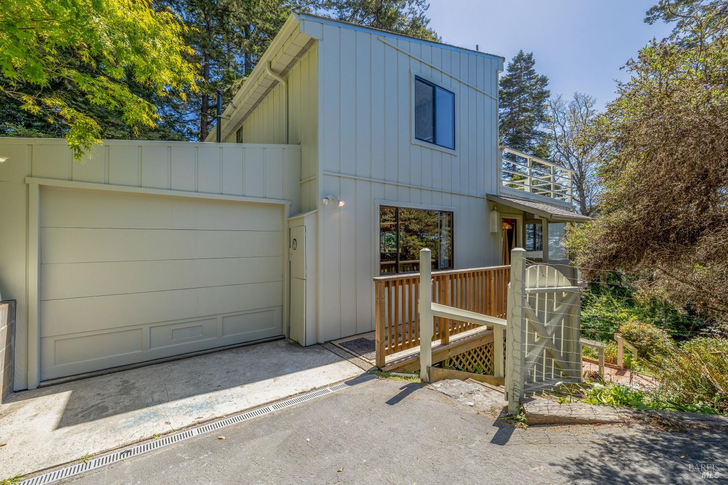 44691 Crestwood Drive Mendocino CA 95460