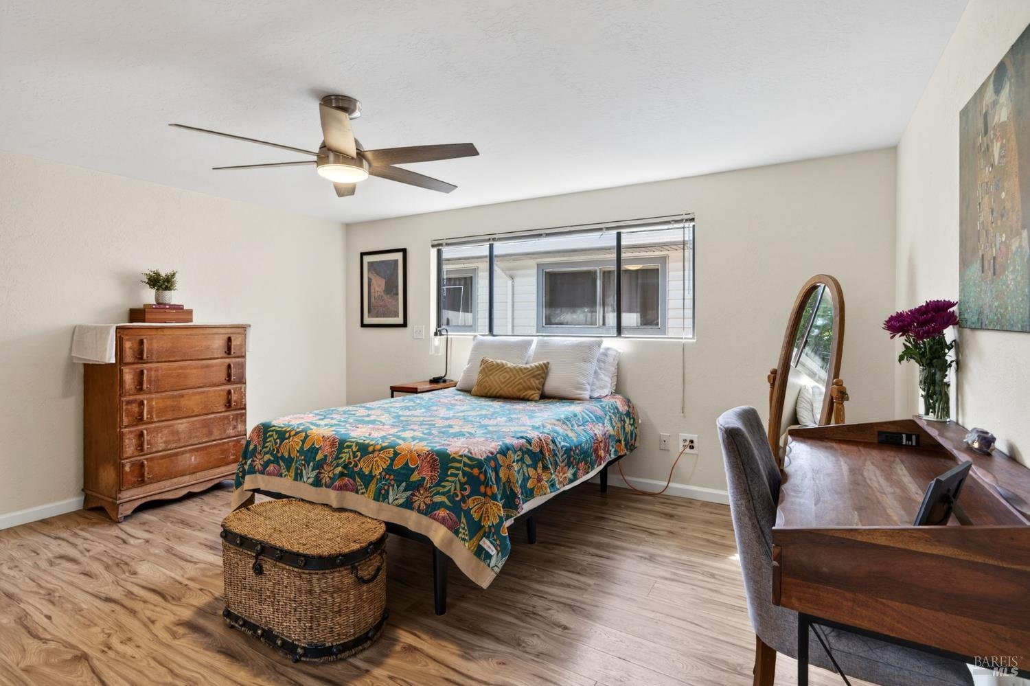 1898 Elm Street Ukiah CA 95482