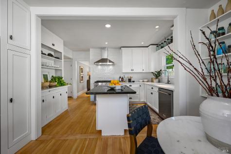 225 Dutton Avenue Sebastopol CA 95472