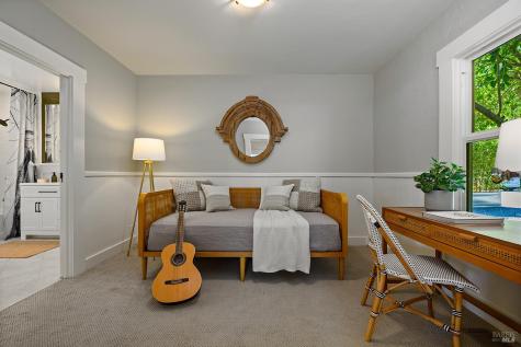 225 Dutton Avenue Sebastopol CA 95472