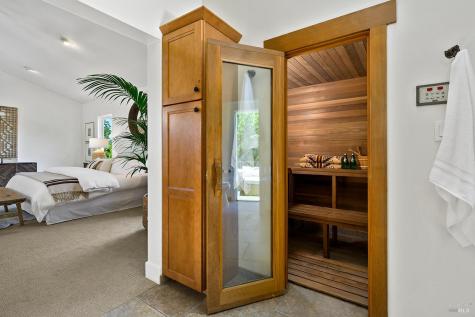 225 Dutton Avenue Sebastopol CA 95472