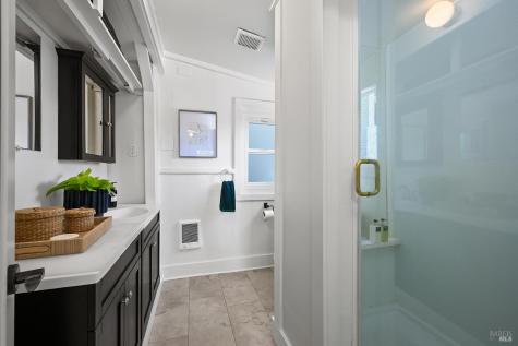 225 Dutton Avenue Sebastopol CA 95472