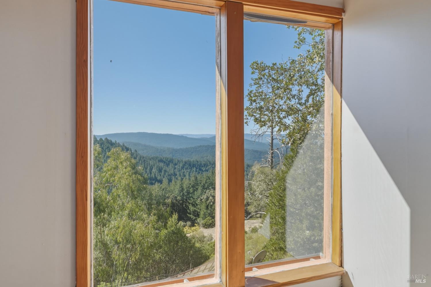 3531 Running Springs Road Ukiah CA 95482