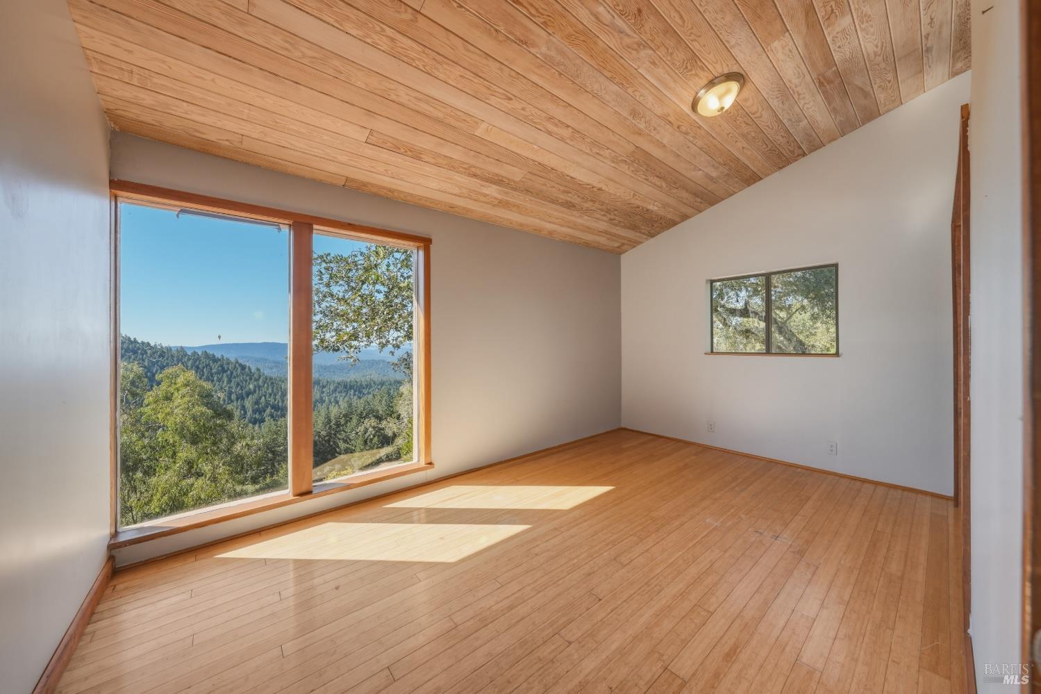 3531 Running Springs Road Ukiah CA 95482