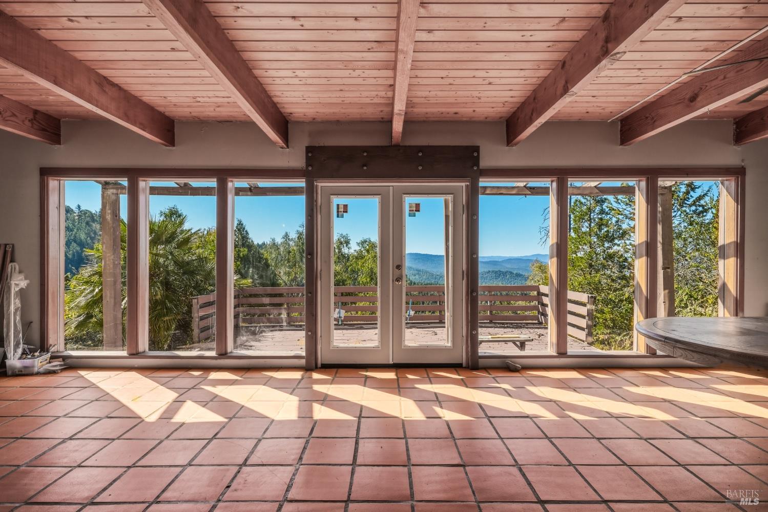 3531 Running Springs Road Ukiah CA 95482