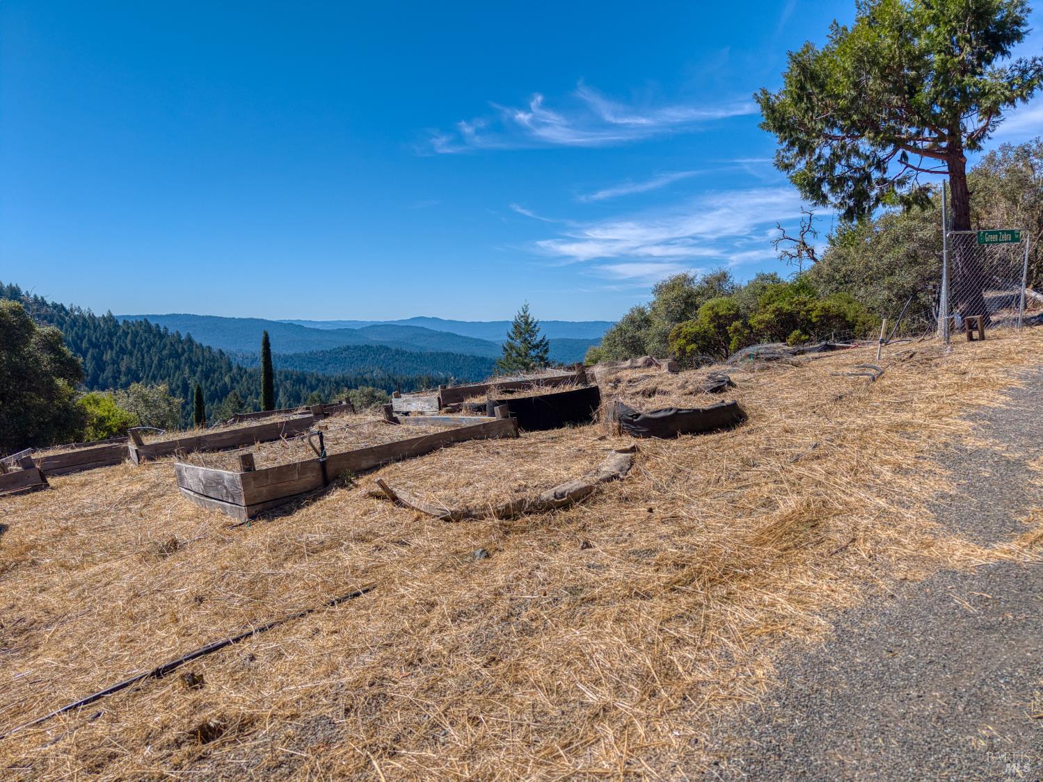 3531 Running Springs Road Ukiah CA 95482