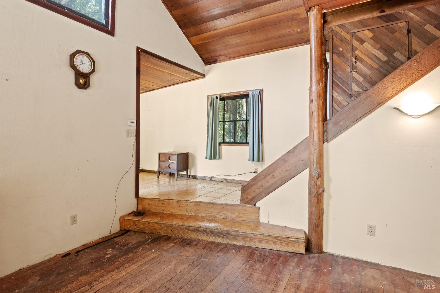 28855 Timberline Road Willits CA 95490