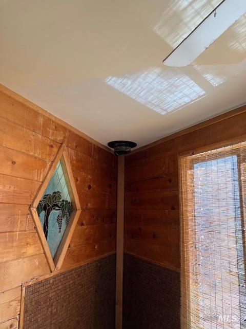 28855 Timberline Road Willits CA 95490