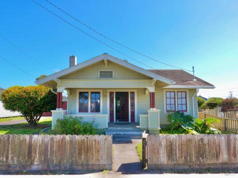 730 E Chestnut Street Fort Bragg CA 95437