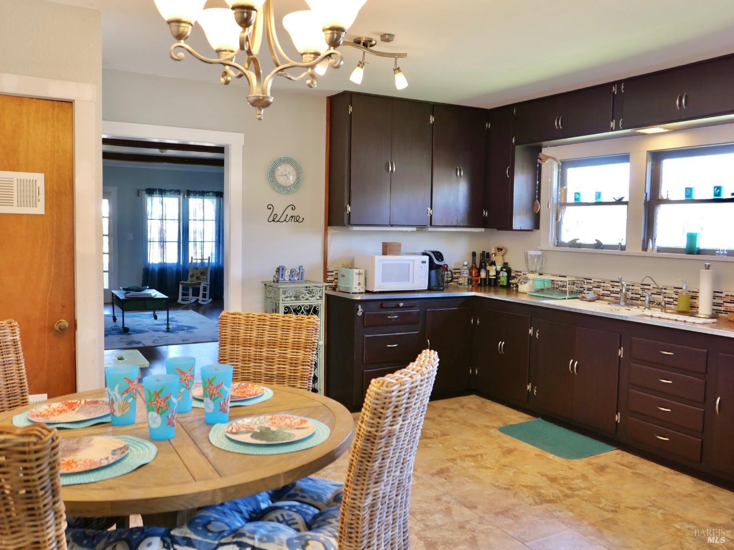 730 E Chestnut Street Fort Bragg CA 95437