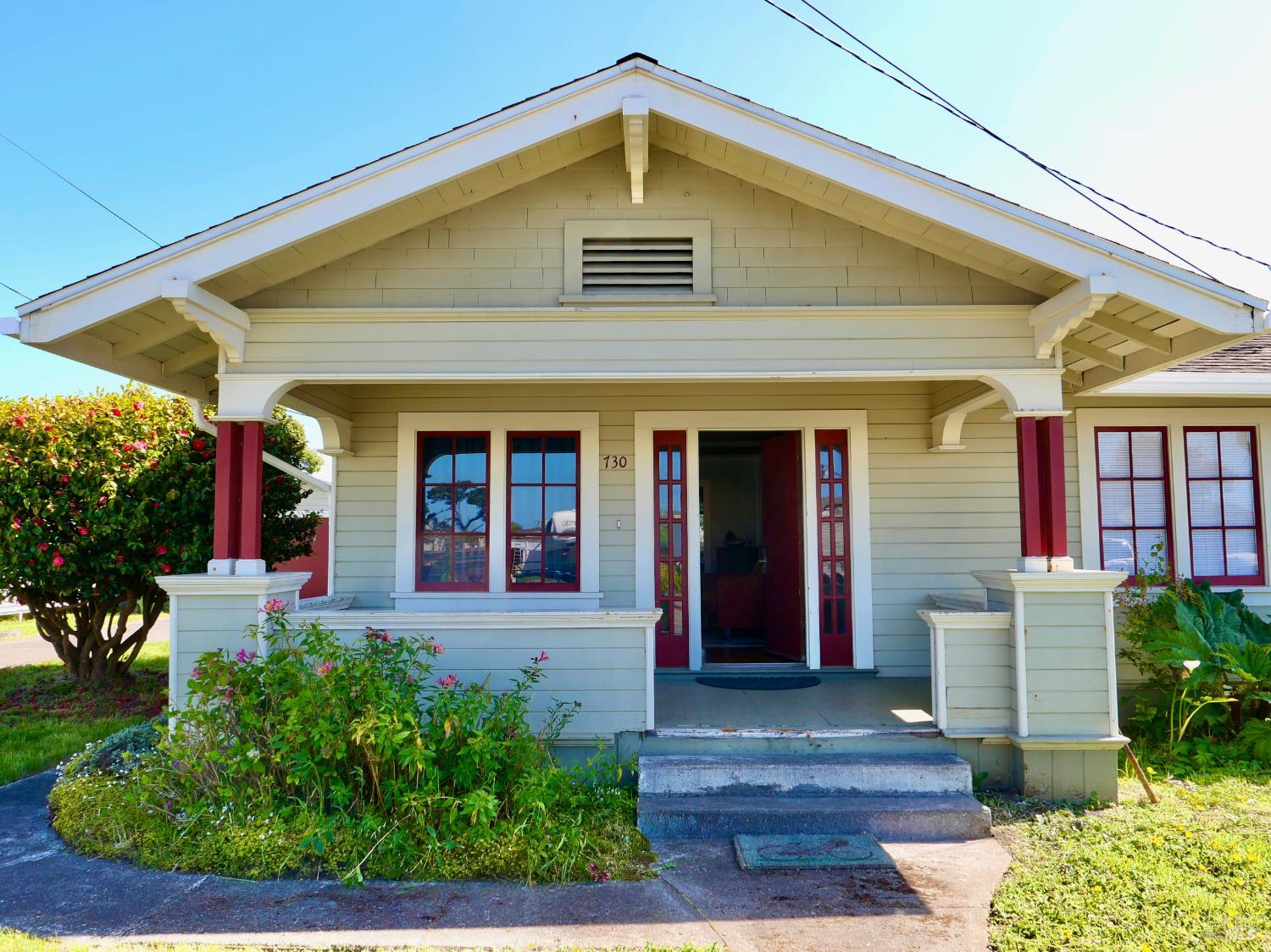 730 E Chestnut Street Fort Bragg CA 95437