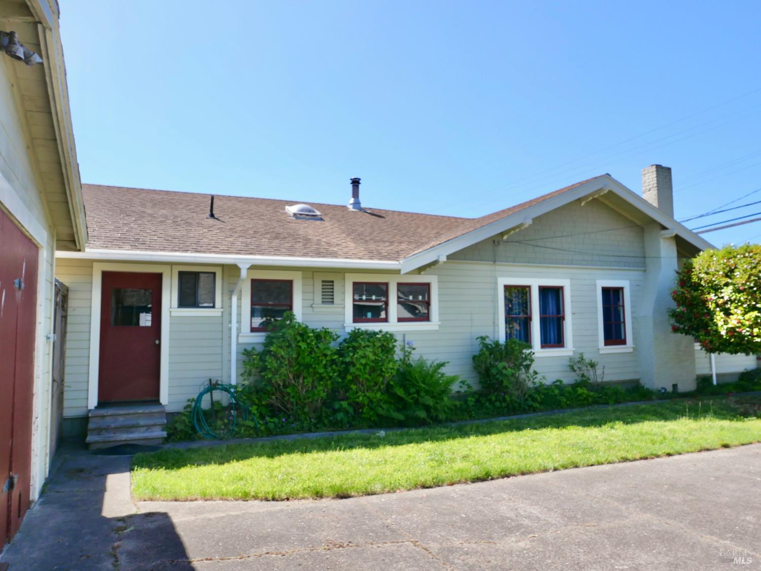 730 E Chestnut Street Fort Bragg CA 95437