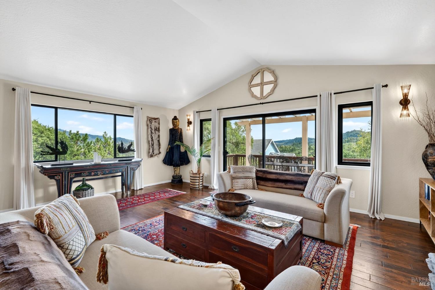 275 Kerry Lane Cloverdale CA 95425