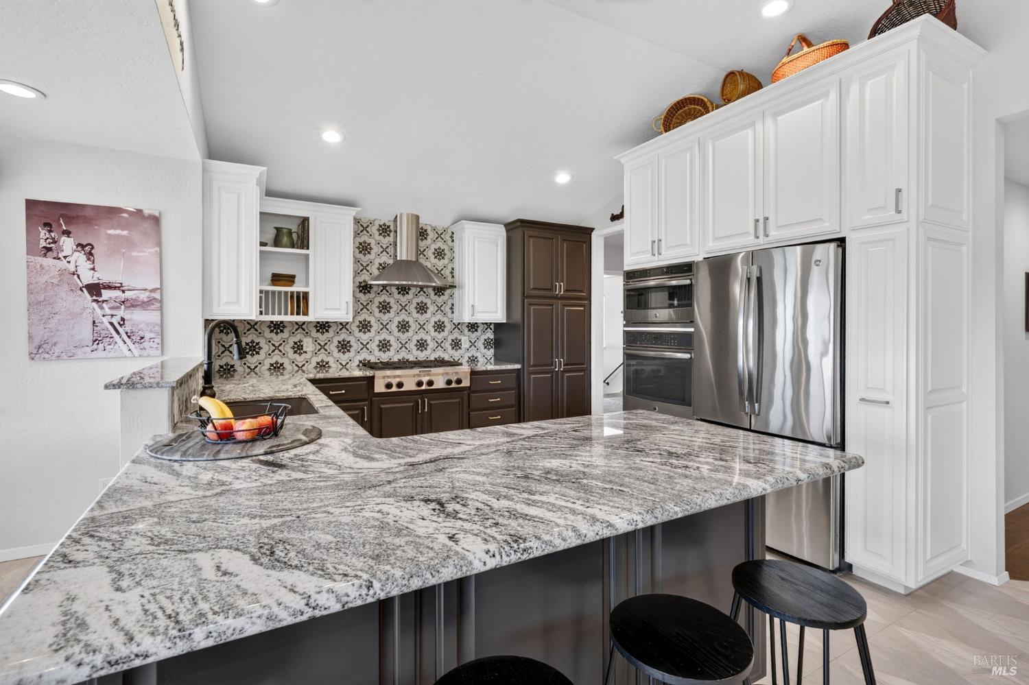 275 Kerry Lane Cloverdale CA 95425