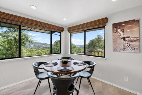275 Kerry Lane Cloverdale CA 95425