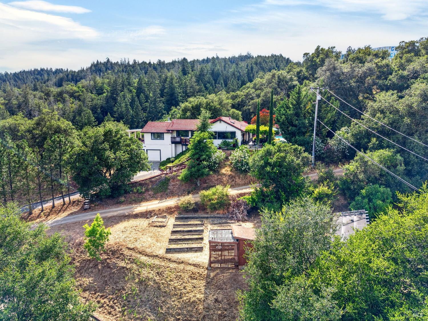 275 Kerry Lane Cloverdale CA 95425