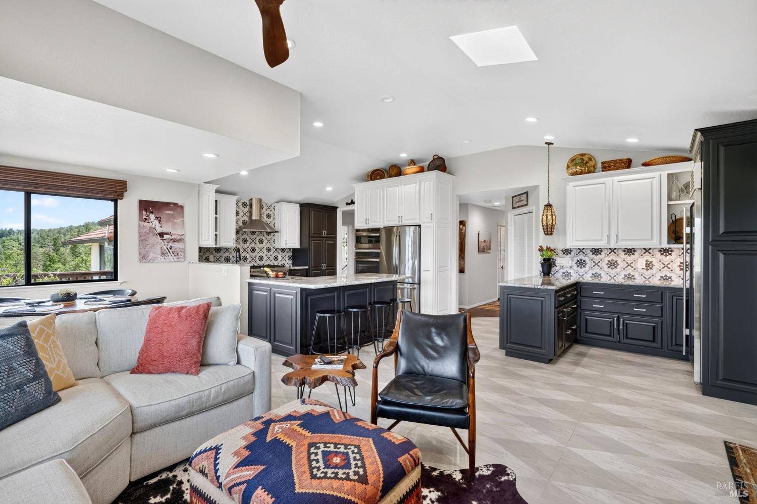 275 Kerry Lane Cloverdale CA 95425